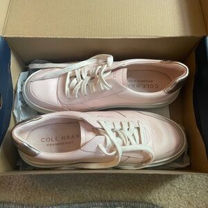 EUC Cole Haan Women's Light Pink Sneakers